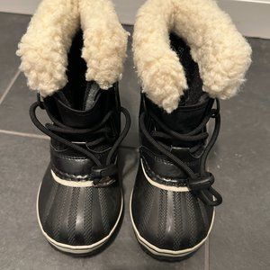 Sorel Black Kids Snow Boots - Size 9